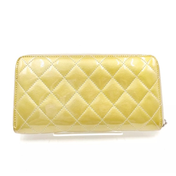 💝 Auth Chanel Long Wallet Gold Enamel in excellent condition 💝 - Picture 2 of 8